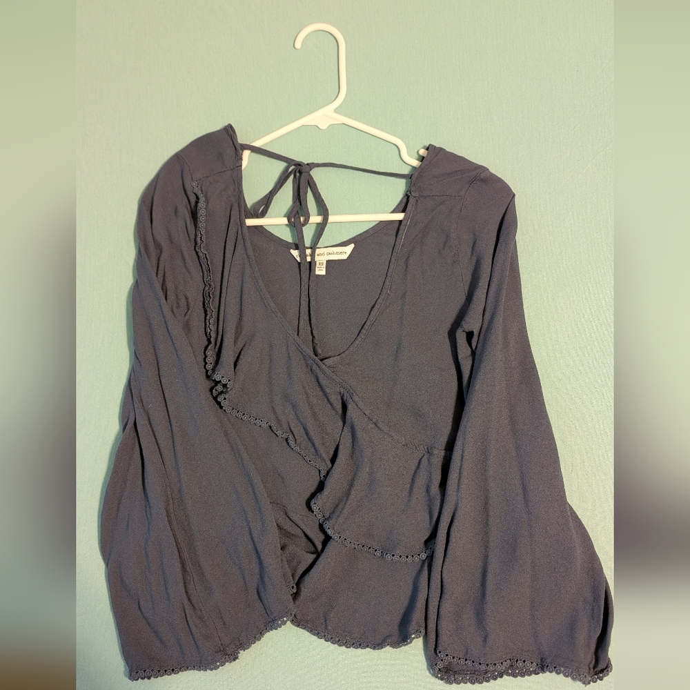 CUPCAKES AND CASHMERE Women's XS Boho Top